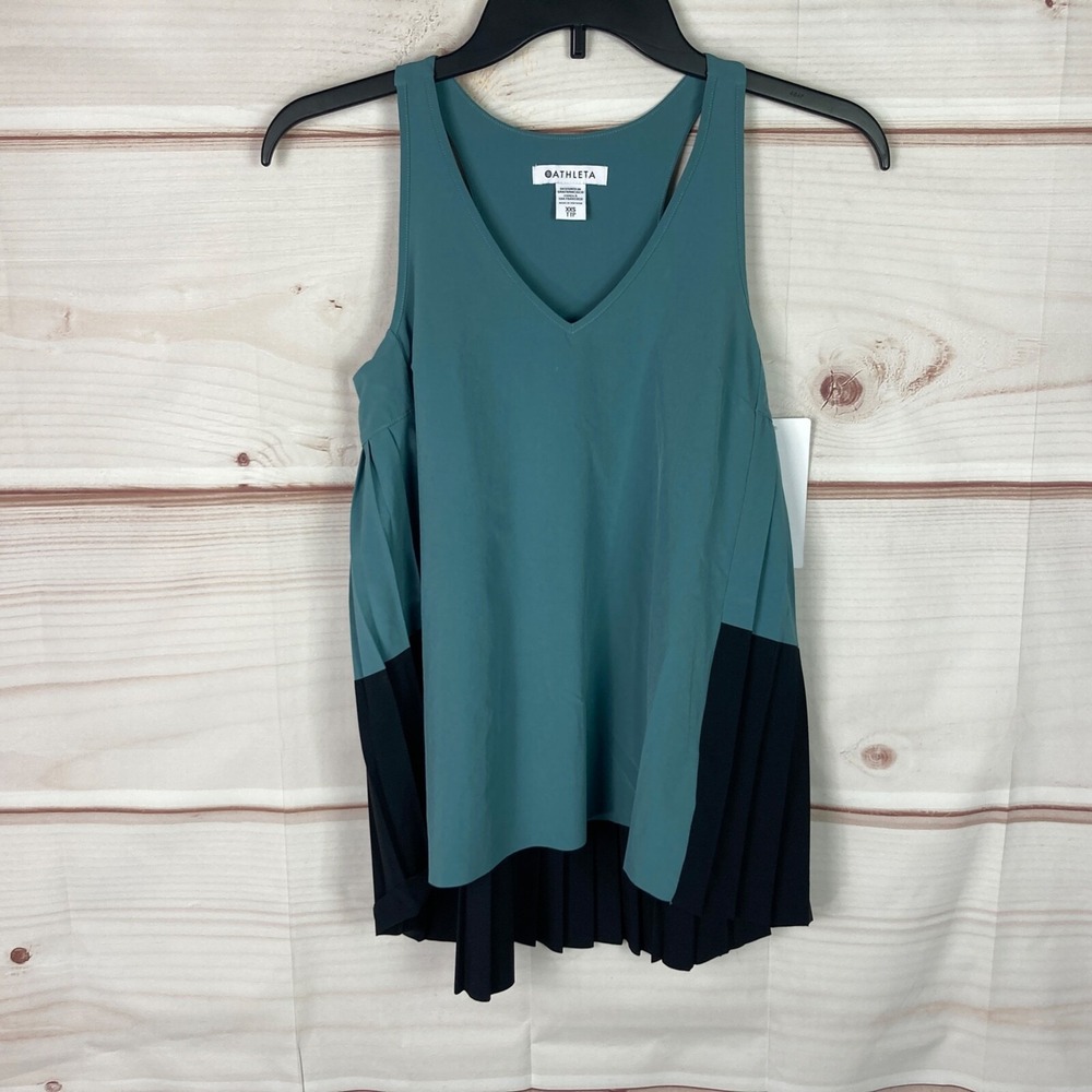 Athleta Top Womens XXS Green Black Swing Forward Pleated Tank V-Neck Stretch
